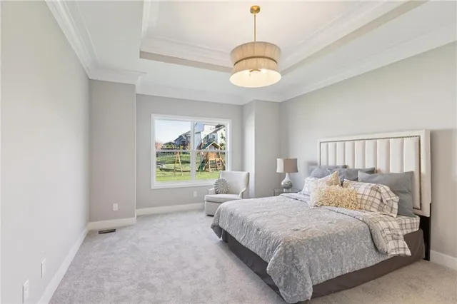 $662,000 | 1836 Green Meadow Drive, Liberty, MO 64068