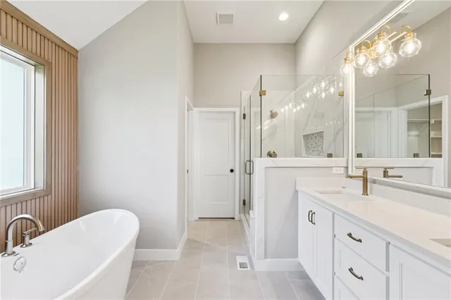 $662,000 | 1836 Green Meadow Drive, Liberty, MO 64068