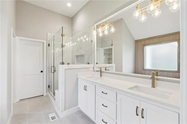 $662,000 | 1836 Green Meadow Drive, Liberty, MO 64068