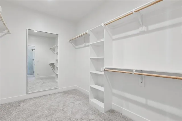 $662,000 | 1836 Green Meadow Drive, Liberty, MO 64068