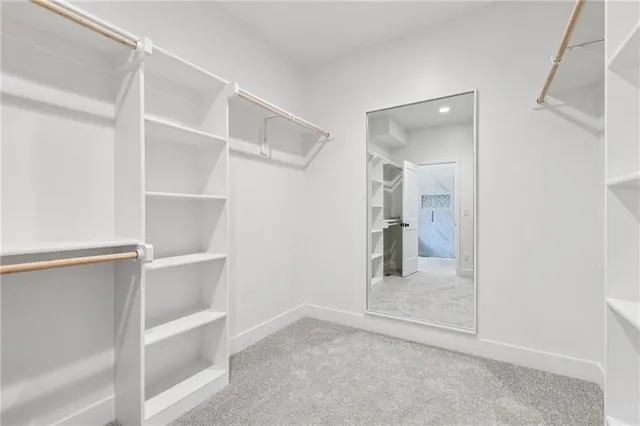 $662,000 | 1836 Green Meadow Drive, Liberty, MO 64068