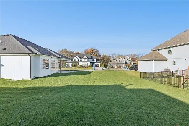 $662,000 | 1836 Green Meadow Drive, Liberty, MO 64068