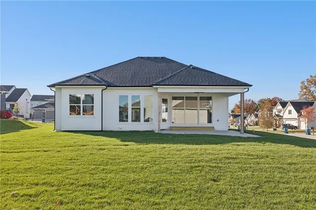 $662,000 | 1836 Green Meadow Drive, Liberty, MO 64068