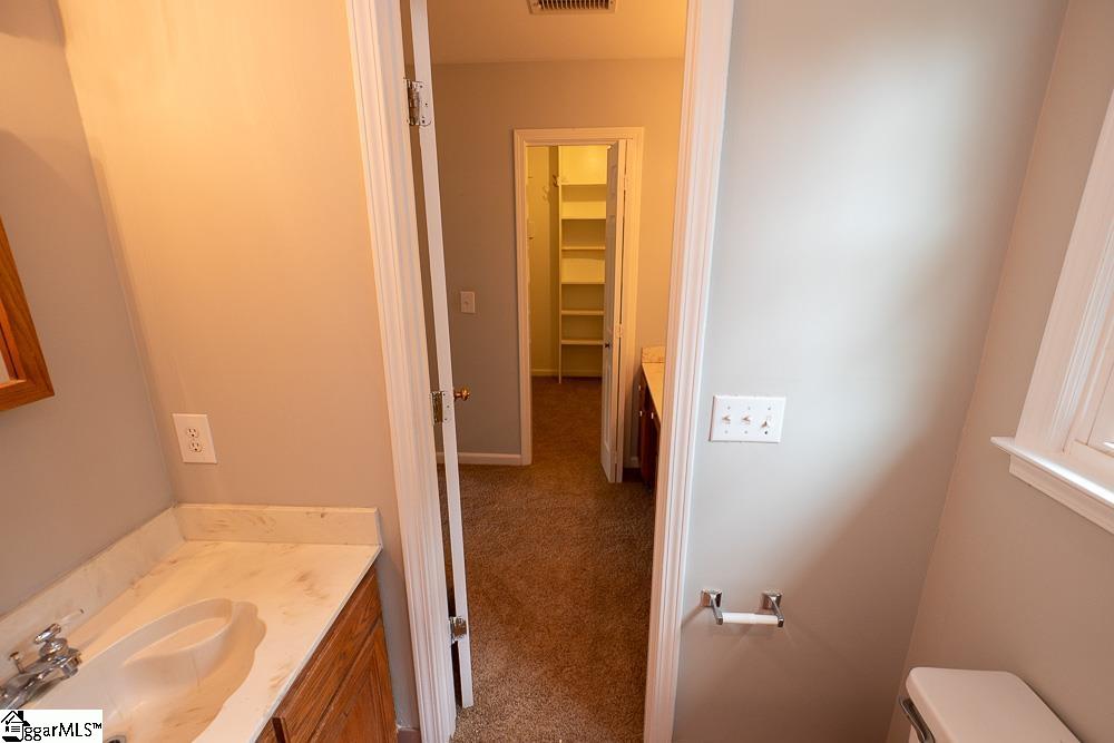 201 Foxhound Road Simpsonville, SC 29680 - Photo 14 of 32 Gallery Image 14