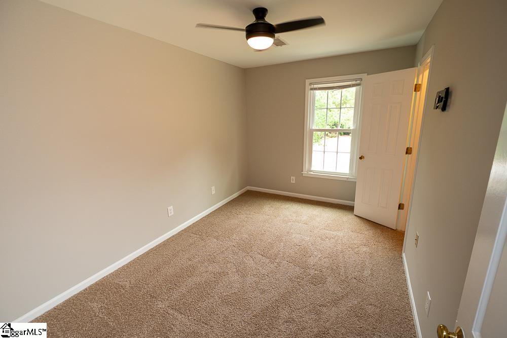 201 Foxhound Road Simpsonville, SC 29680 - Photo 23 of 32 Gallery Image 23