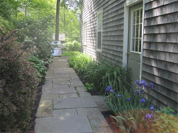 48 Old Coach Road Cohasset, MA 02025 - Photo 3 of 13 Gallery Image 3