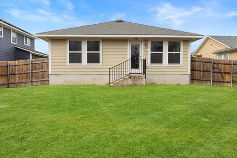$254,900 | 123 Saranac Drive, Elgin, TX 78621