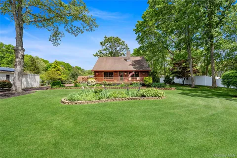 $749,990 | 355 Woodland Avenue, Manorville, NY 11949