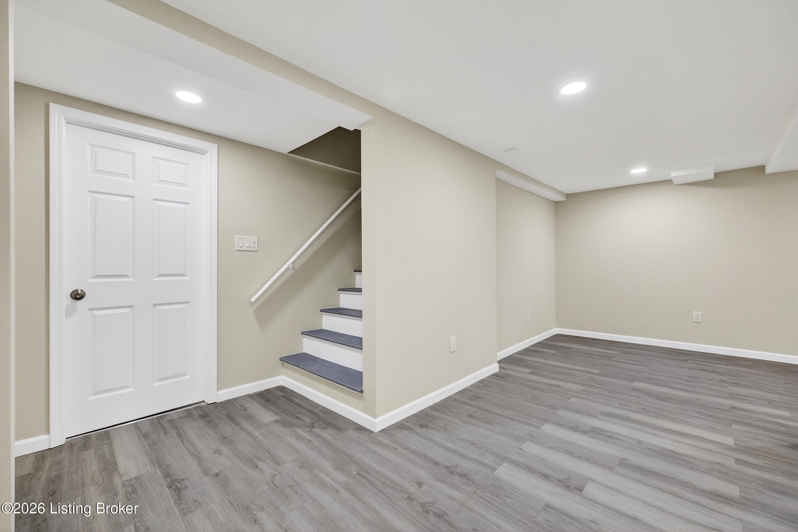 11610 Deering Road Louisville, KY 40272 - Photo 30 of 65 040_H40A3971