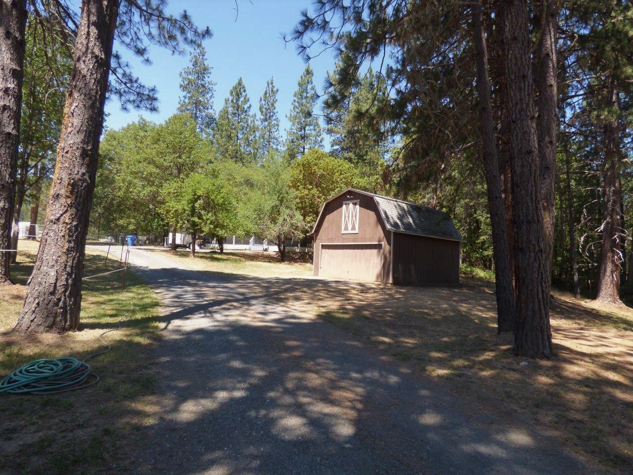 2104 Pine Grove Road Rogue River, OR 97537 - Photo 14 of 36 2nd garage or barn