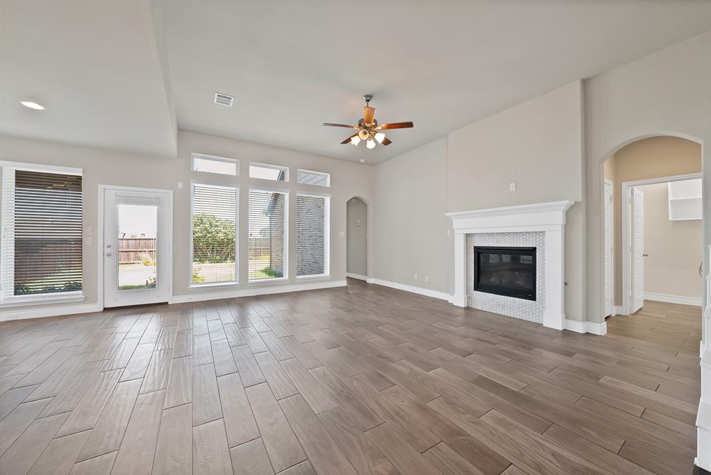 841 Knoxbridge Road Forney, TX 75126 - Photo 9 of 39 Gallery Image 9