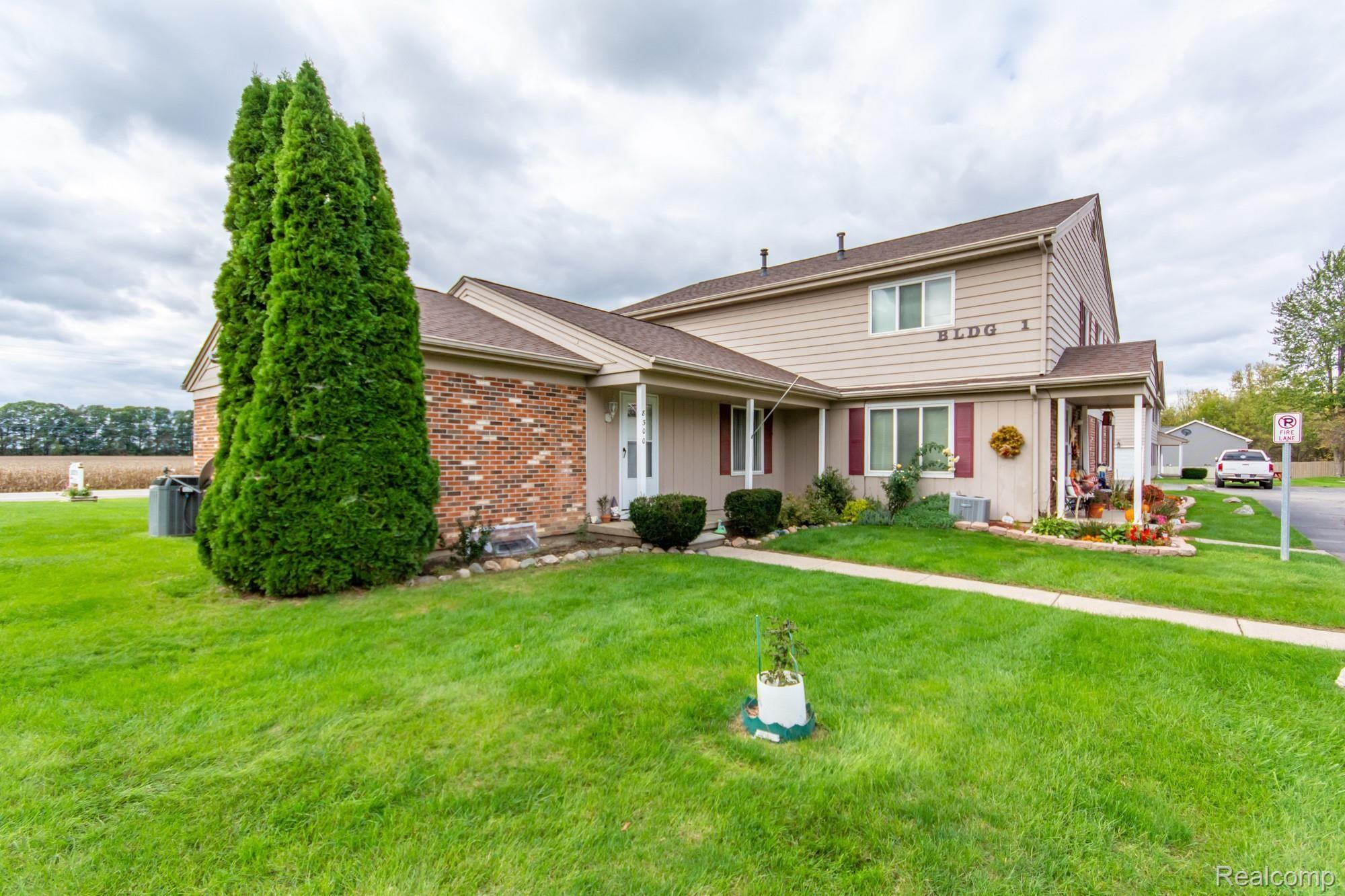 8300 North Genesee Road Mount Morris, MI 48458 - Photo 25 of 33 DSC_4025.jpg