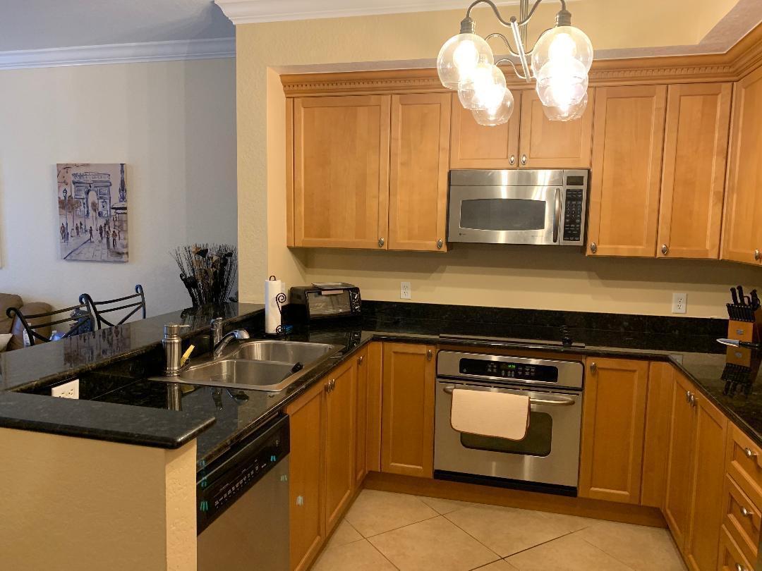 4409 Renaissance Way, Unit 409 Boynton Beach, FL 33426 - Photo 4 of 10 4409-4