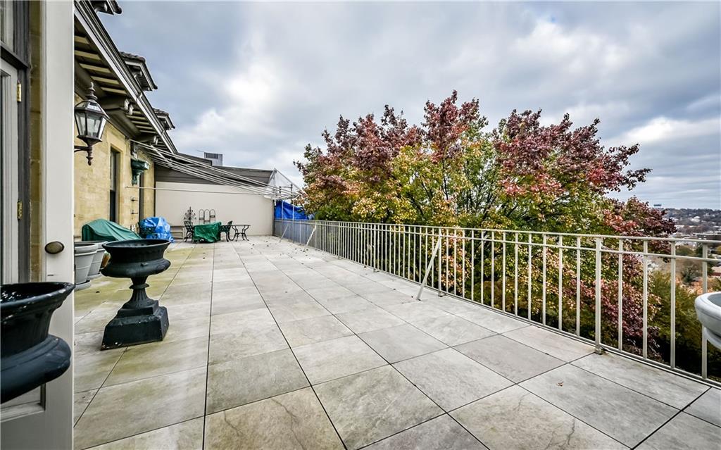 300 North Woodland Road, Unit 2A Pittsburgh, PA 15232 - Photo 21 of 25