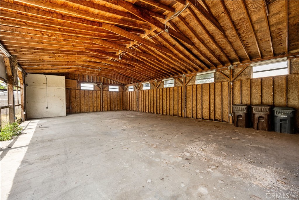 1405 South Center Avenue Compton, CA 90220 - Photo 20 of 25