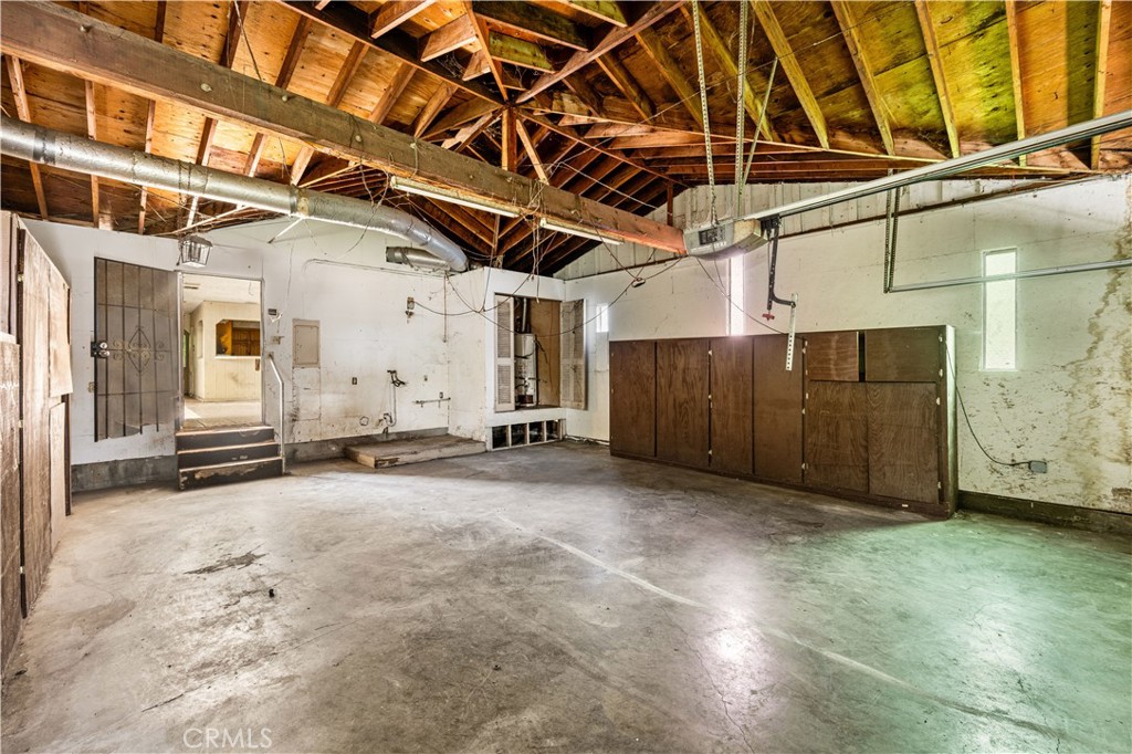 1405 South Center Avenue Compton, CA 90220 - Photo 22 of 25