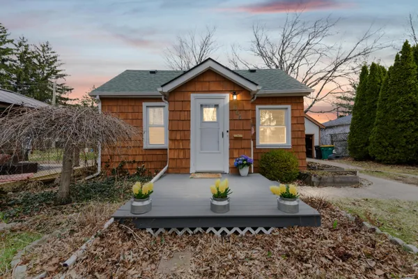 $124,900 | 664 Riverbank Street, Wyandotte, MI 48192