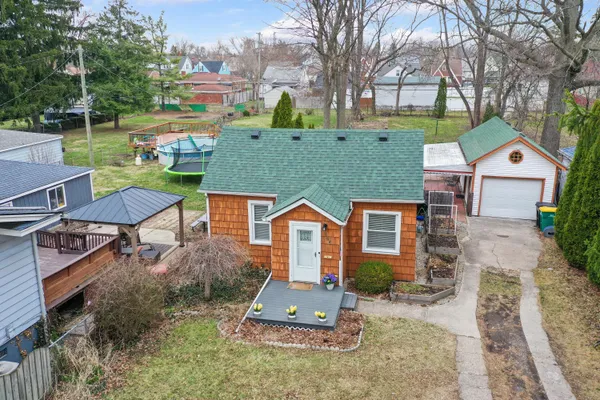 $124,900 | 664 Riverbank Street, Wyandotte, MI 48192