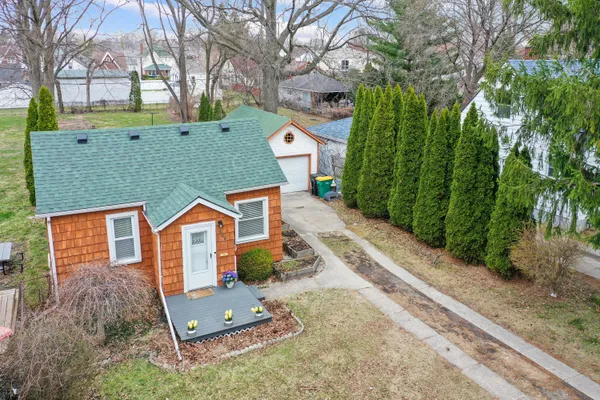 $124,900 | 664 Riverbank Street, Wyandotte, MI 48192
