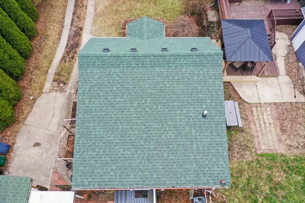 $124,900 | 664 Riverbank Street, Wyandotte, MI 48192