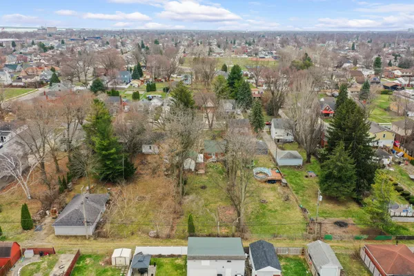 $124,900 | 664 Riverbank Street, Wyandotte, MI 48192