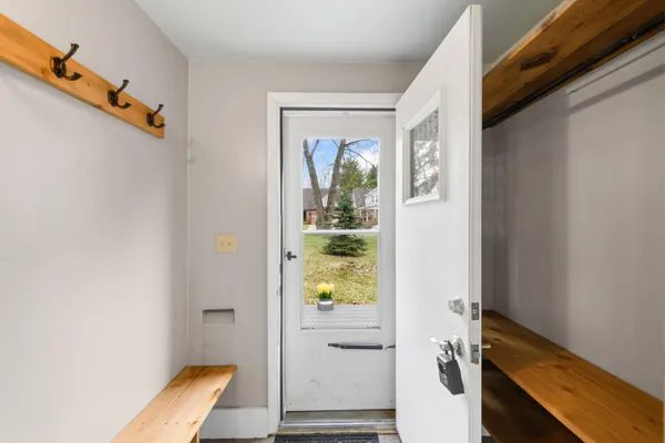 $124,900 | 664 Riverbank Street, Wyandotte, MI 48192