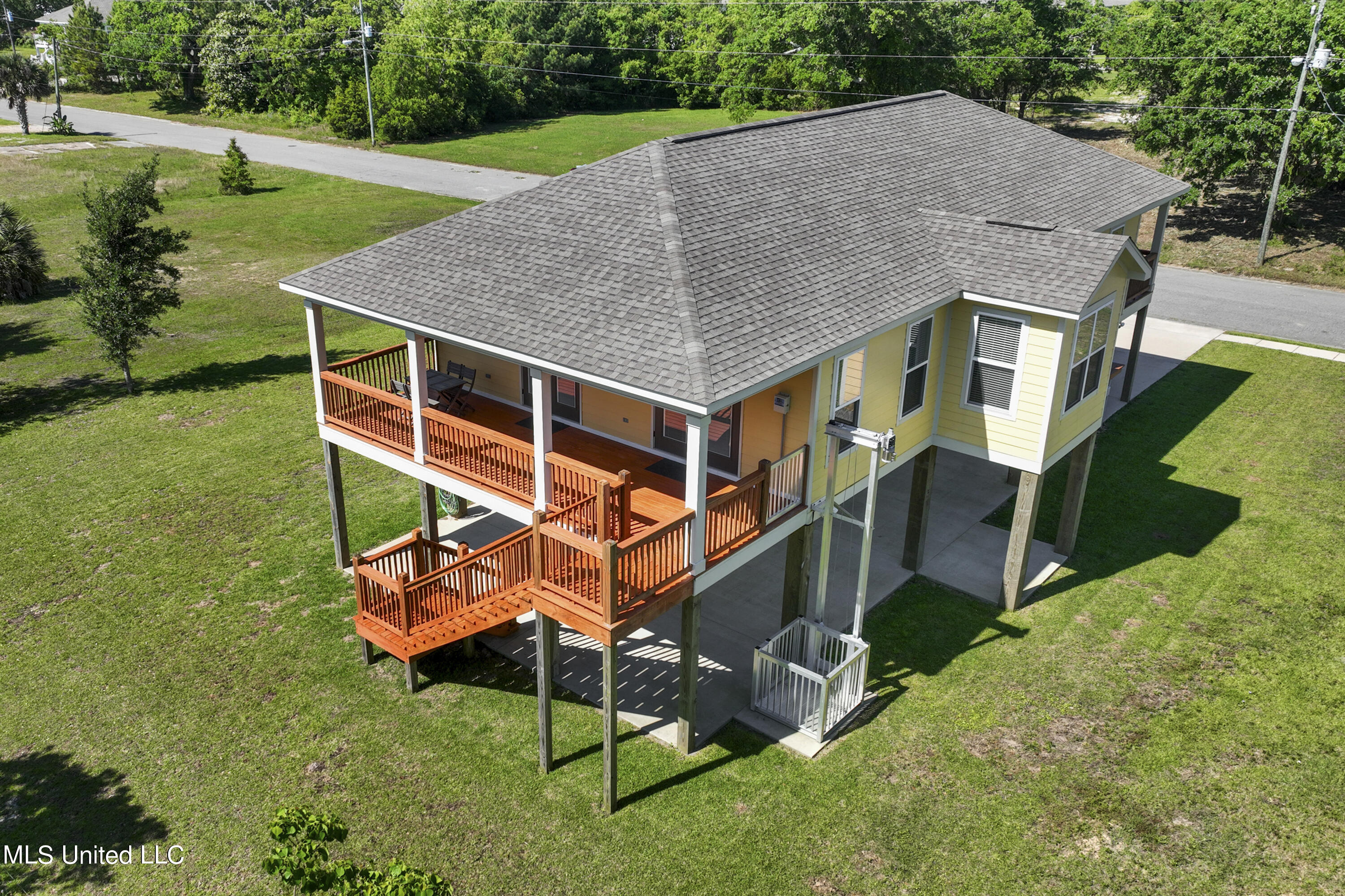 112 Pitcher Point Long Beach, MS 39560 - Photo 36 of 41 036