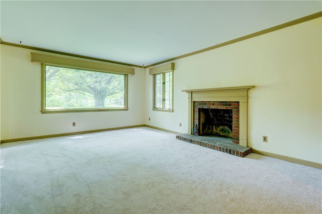 1743 Calkins Road Pittsford, NY 14534 - Photo 5 of 46