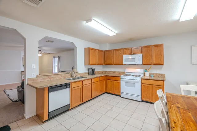 $1,950 | 914 Parsonfield Court, Spring, TX 77373