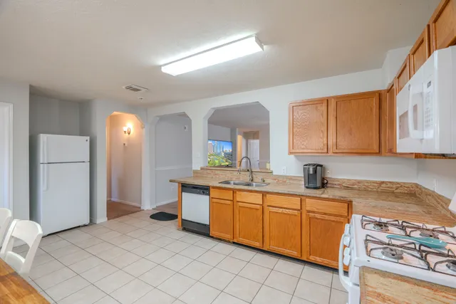 $1,950 | 914 Parsonfield Court, Spring, TX 77373