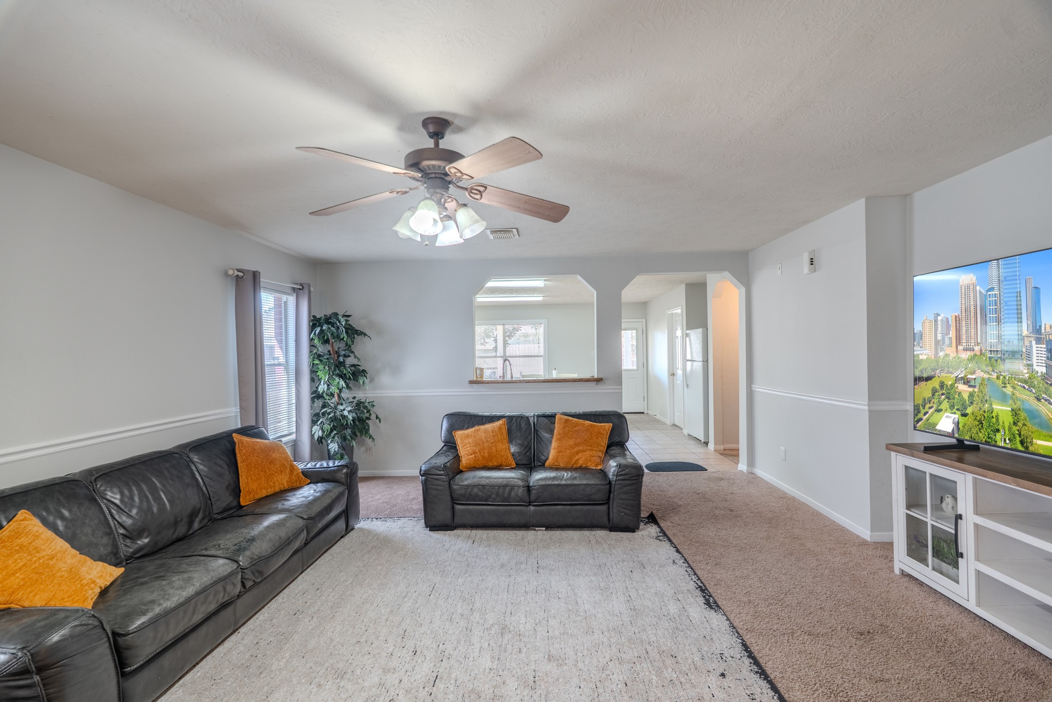 914 Parsonfield Court Spring, TX 77373 - Photo 7 of 38