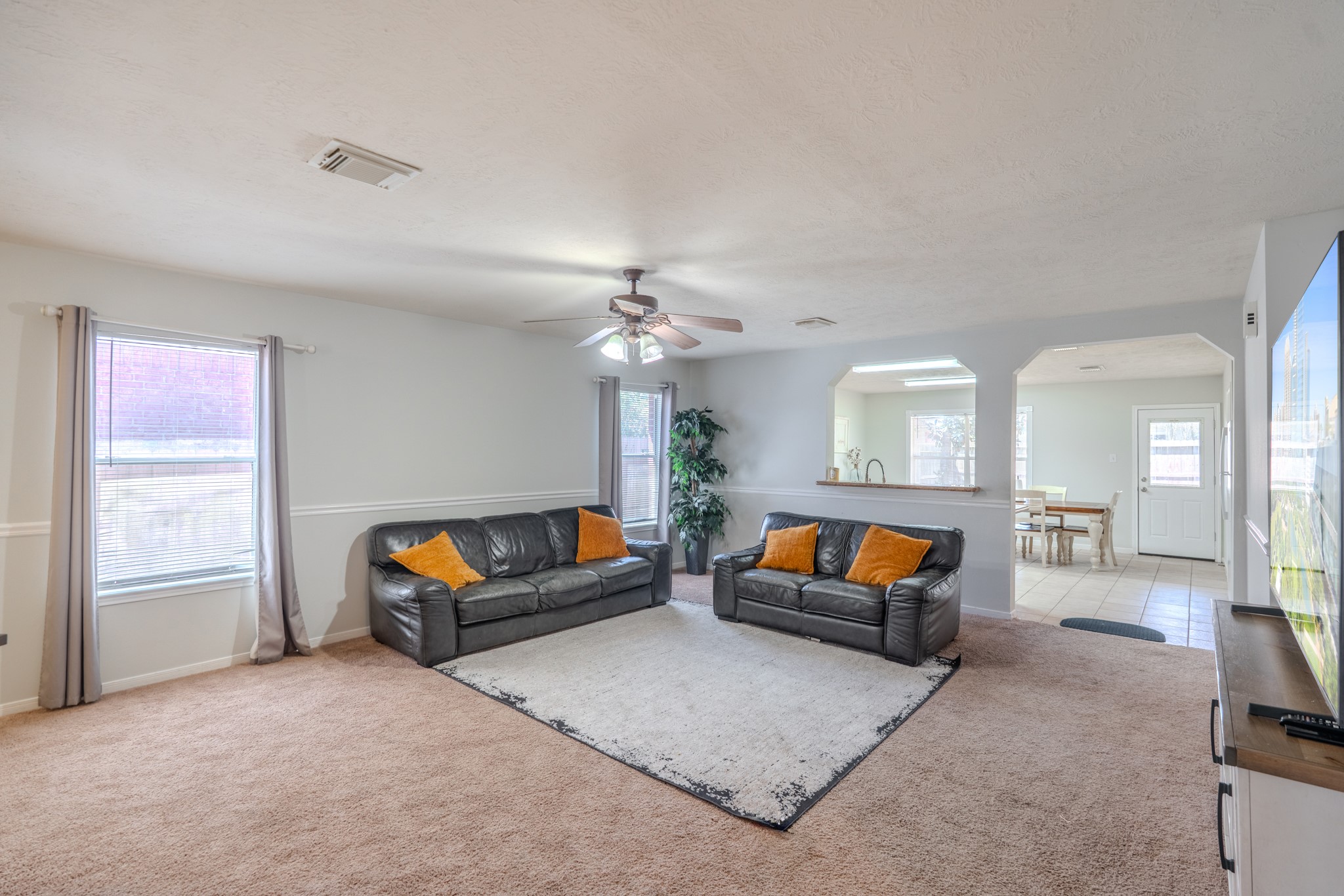 914 Parsonfield Court Spring, TX 77373 - Photo 8 of 38