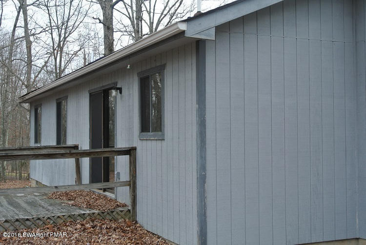 Bindale Road Bushkill, PA 18371 - Photo 2 of 9