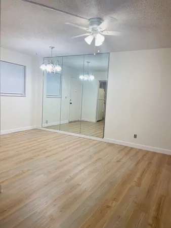 $1,500 | 725 Lori Drive, Unit 412, Palm Springs, FL 33461