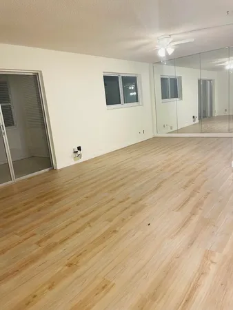 $1,500 | 725 Lori Drive, Unit 412, Palm Springs, FL 33461