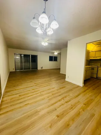 $1,500 | 725 Lori Drive, Unit 412, Palm Springs, FL 33461