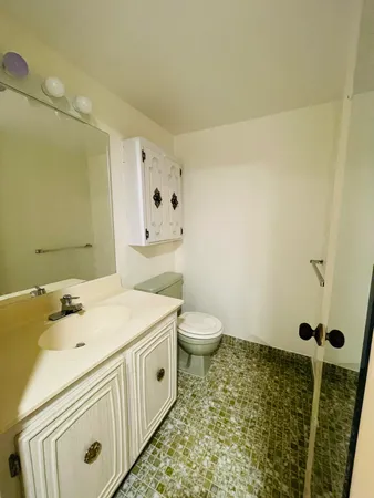 $1,500 | 725 Lori Drive, Unit 412, Palm Springs, FL 33461