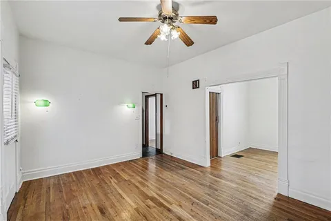 $285,000 | 2122 Summit Street, Kansas City, MO 64108
