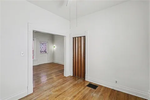 $285,000 | 2122 Summit Street, Kansas City, MO 64108