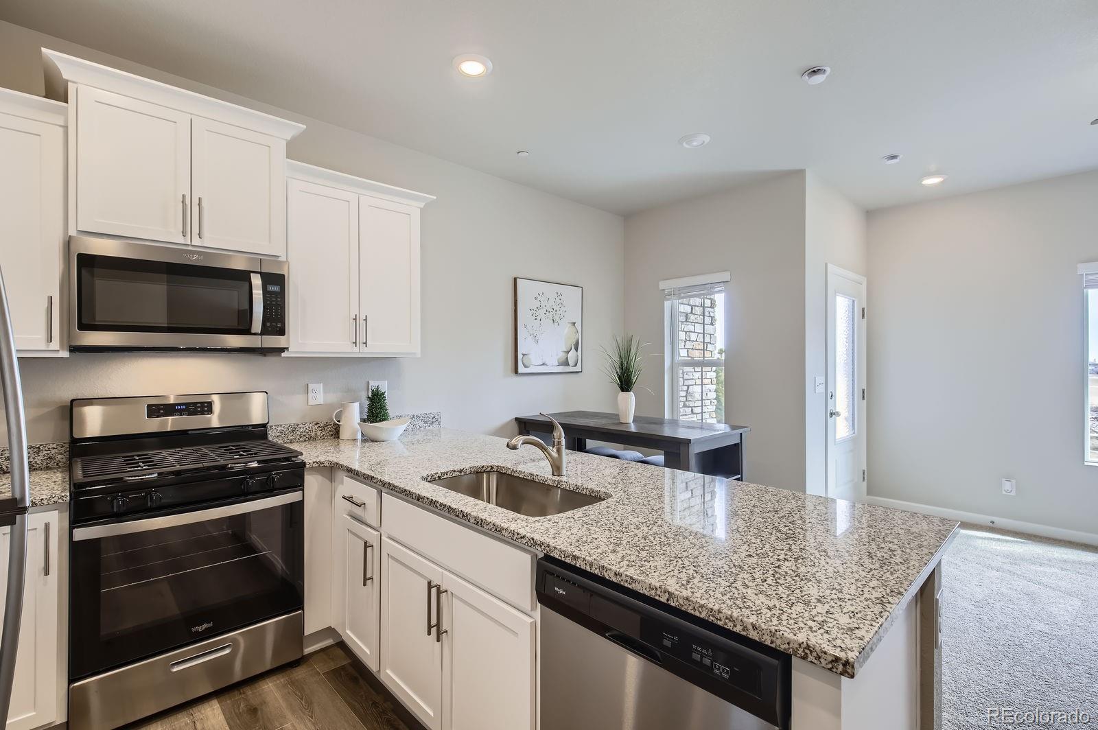 141 Robin Road Johnstown, CO 80534 - Photo 8 of 37