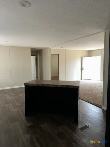 $265,000 | 925 County Road 2629, Moore, TX 78057