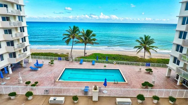 $4,500 | 3221 South Ocean Boulevard, Unit 207, Highland Beach, FL 33487