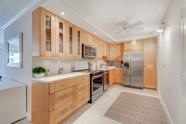 $4,500 | 3221 South Ocean Boulevard, Unit 207, Highland Beach, FL 33487