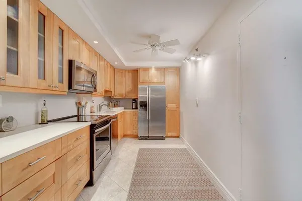 $4,500 | 3221 South Ocean Boulevard, Unit 207, Highland Beach, FL 33487