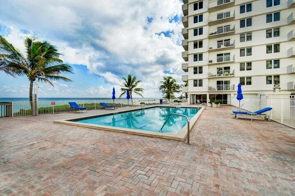 $4,500 | 3221 South Ocean Boulevard, Unit 207, Highland Beach, FL 33487