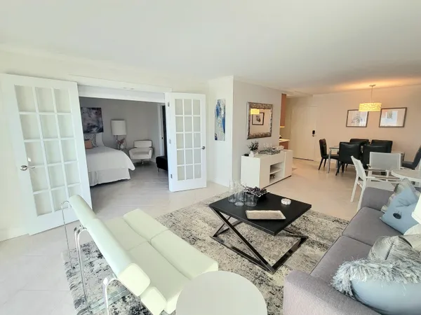 $4,500 | 3221 South Ocean Boulevard, Unit 207, Highland Beach, FL 33487