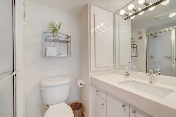 $4,500 | 3221 South Ocean Boulevard, Unit 207, Highland Beach, FL 33487