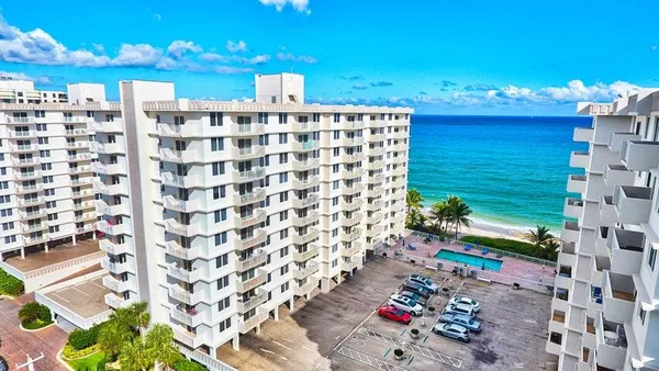 $4,500 | 3221 South Ocean Boulevard, Unit 207, Highland Beach, FL 33487
