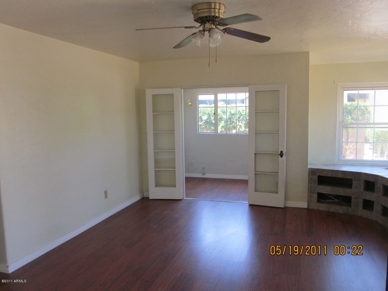 1337 East Granada Road Phoenix, AZ 85006 - Photo 3 of 9 Living Room