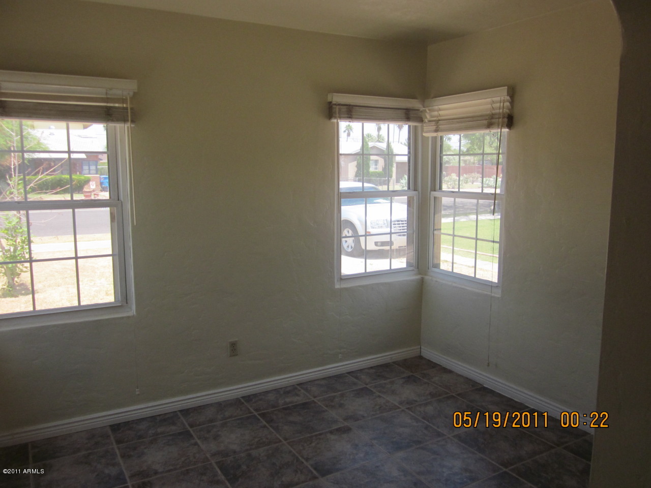 1337 East Granada Road Phoenix, AZ 85006 - Photo 5 of 9 Dining Room